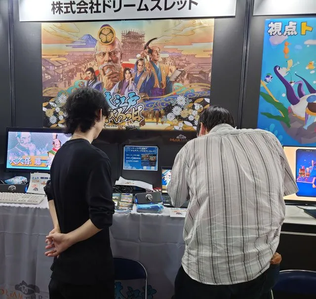 DREAM THREADブースに訪れた来場者の様子